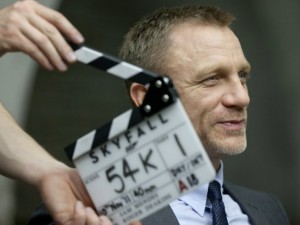 A new feature-length James Bond documentary has just been announced. Everything or Nothing: The Untold Story of 007 — presented by MGM, Columbia Pictures, Passion Pictures and Red Box Films — is set to release on October 5 and will focus on three men who shared a single dream, Bond producers Albert R. Broccoli, Harry Saltzman […]